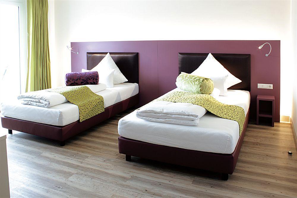 Hotel Volapuek Констанц Экстерьер фото