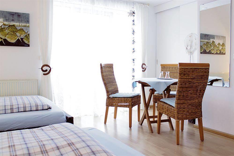 Hotel Volapuek Констанц Экстерьер фото